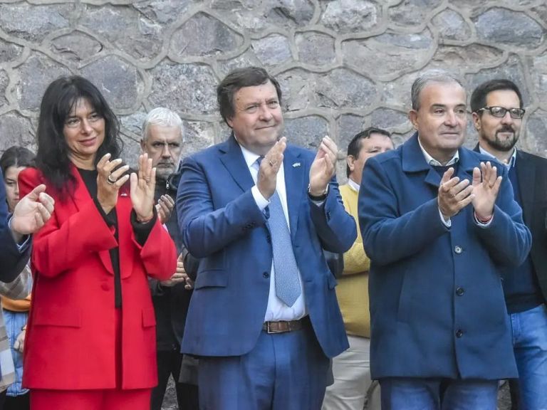 Weretilneck pedirá a Nación la provincialización de las rutas 22 y 151 ...