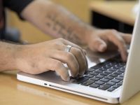 Compró online y le cancelaron sin explicación: justicia falla a favor del cliente