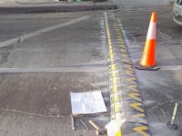 Atención: hoy comienza la instalación de reductores de velocidad en la Avenida 12 de Octubre