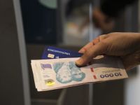 Continúa el cronograma de pago a agentes públicos: hoy cobran docentes y porteros