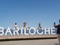 El turismo en Bariloche cayó 7,2% en abril pero el invierno proyecta estabilización: el informe de la AEHGB