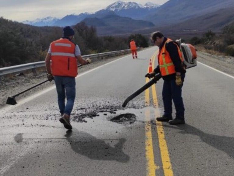 Vialidad Nacional realizó tareas de bacheo en la Ruta 40 entre ...