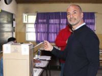 Juan Martín votó en Roca y valoró la agilidad del sistema de boleta única