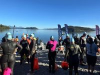 Con el Nahuel Huapi de fondo, largó la Vuelta a la Huemul