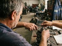 En Río Negro impulsan un proyecto para fomentar la contratación de personas mayores de 50 años