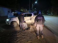 Disparos desde una Toyota Hilux en la madrugada: dos detenidos y dos armas secuestradas en El Bolsón