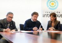 El traslado que ya no será necesario: IPROSS firma con INTECNUS para tratar pacientes oncológicos en Bariloche