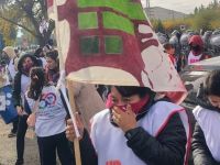 Gendarmería usó gas pimienta contra docentes durante la movilización de UNTER