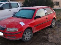 Golpeó a una mujer policía, entró a patadas a una casa y amenazó de muerte: detenido en Bariloche