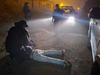 Las cámaras del 911 lo vieron robar el parabrisas de un Fiorino: fue detenido en la fuga