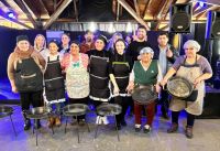 Tortas fritas, empanadas y un certamen popular: el 9 de Julio en el Puerto San Carlos de Bariloche