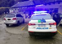 La Policía recuperó un vehículo con pedido de secuestro y detuvo a dos ciudadanos chilenos