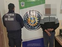 Homicidio en Ñorquinco: una puñalada por la espalda durante los festejos y un detenido conocido de la víctima