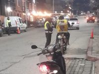 Alcoholemia en Bariloche: 6 positivos, 12 vehículos retenidos y el pico de 2,50 g/l en San Martín y Libertad