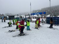 Del aula a la nieve: 3.100 chicos arrancaron el Esquí Escolar en Río Negro