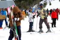 Las nevadas impulsaron un repunte del turismo en Villa La Angostura