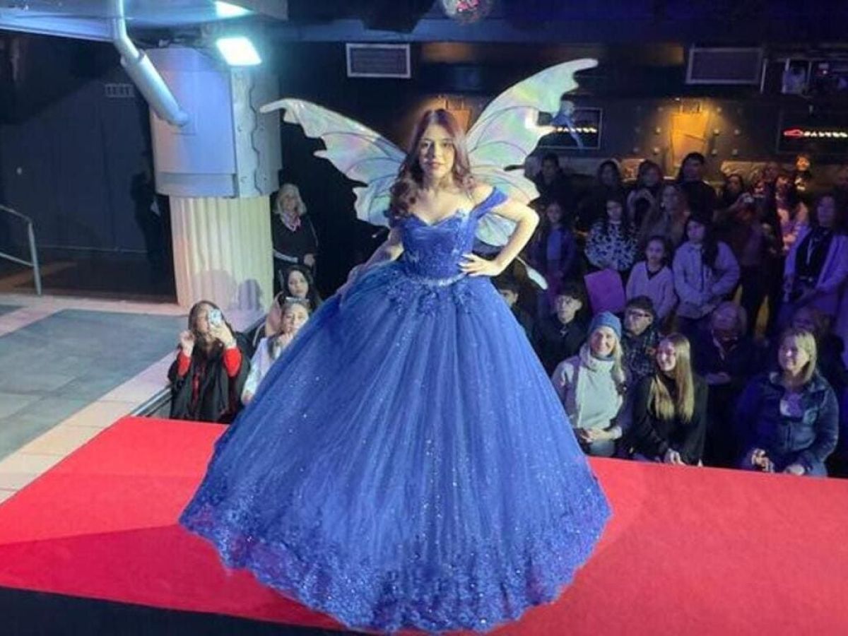 Las candidatas a Reina de la Nieve desfilaron a beneficio del Hospital Zonal