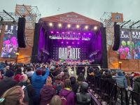 Arrancó la Fiesta de la Nieve con las bandas locales en el Centro Cívico