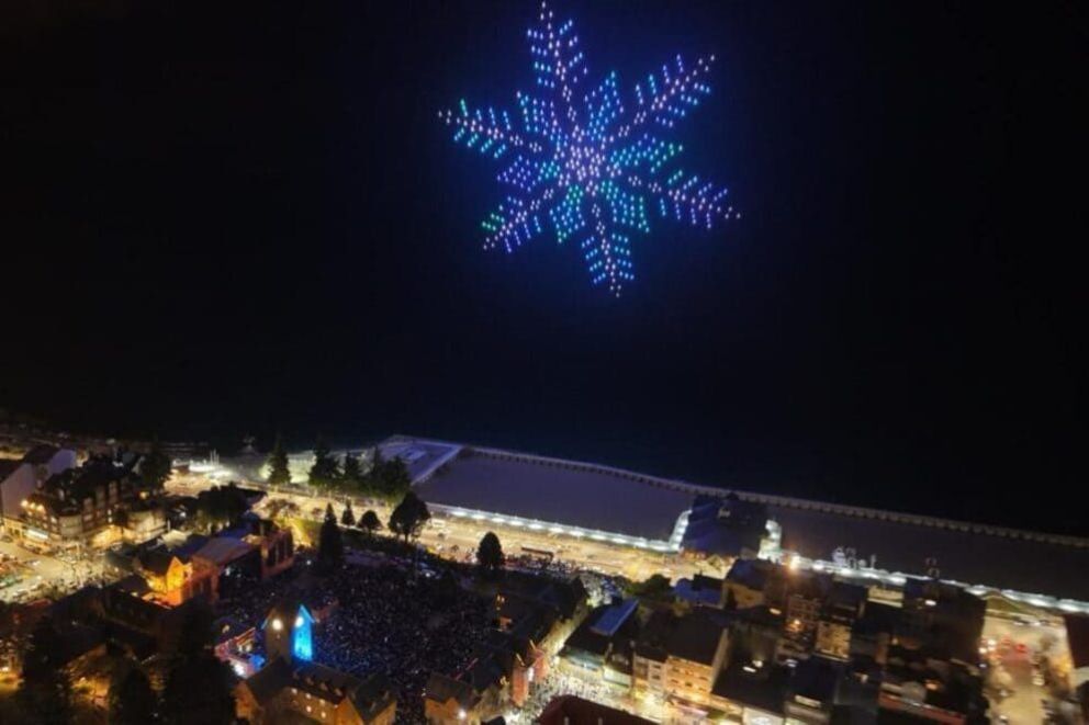 Leiva, Luck Ra, drones y el desfile náutico: el sábado de la Fiesta de la Nieve