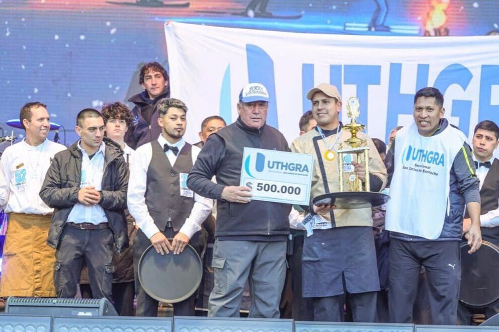 Bariloche: así quedó el podio de la tradicional Carrera de Mozos y Camareras