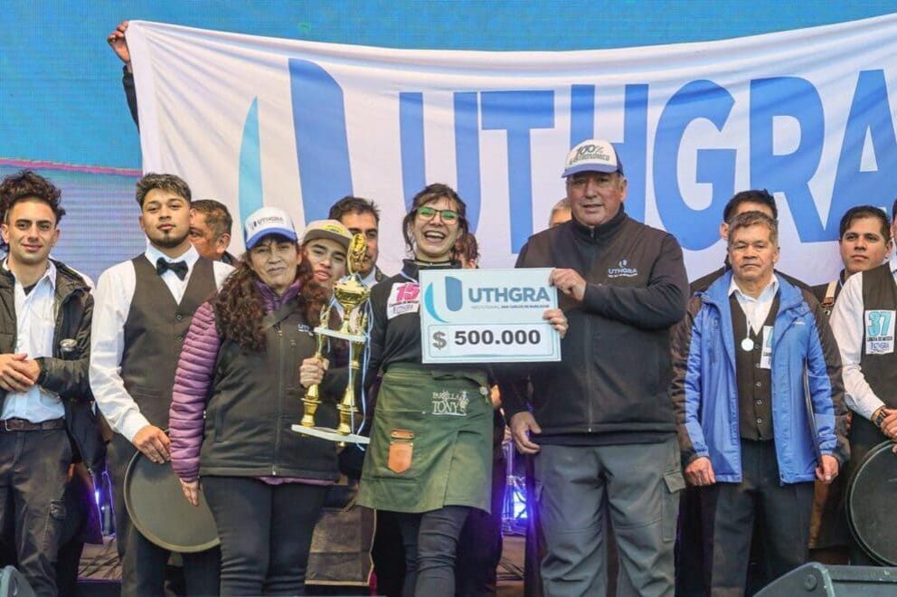 Bariloche: así quedó el podio de la tradicional Carrera de Mozos y Camareras