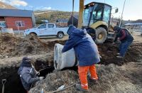 Caños hechos en la bloquera municipal para frenar el agua que baja del Cerro Otto