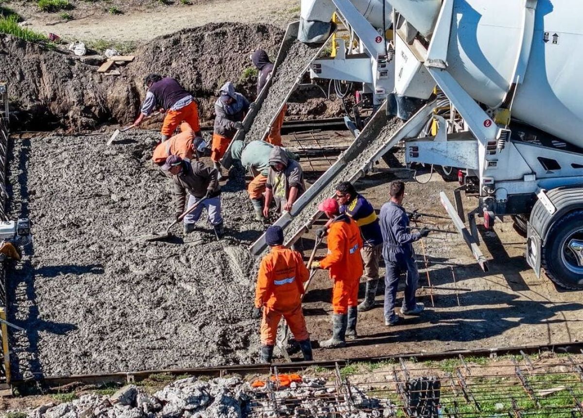 Pavimento en Piedrabuena: etapa final hacia avenida Las Victorias
